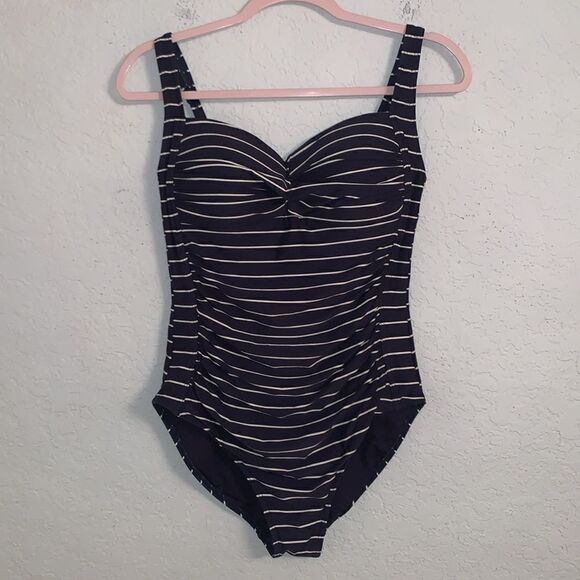 Bond - eye Australia Swimsuit One Piece Striped Niptuck Size 8 - Picture 1 of 8